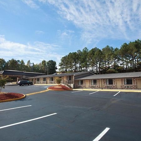 Travelodge By Wyndham Macon West Exterior foto